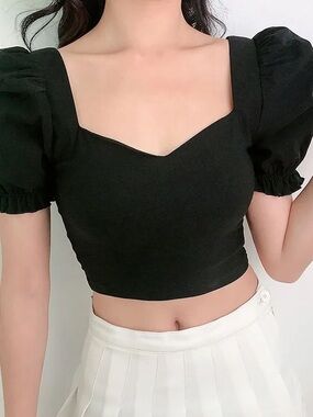 YesStyle Black Puff-Sleeve Square Neck Crop Top